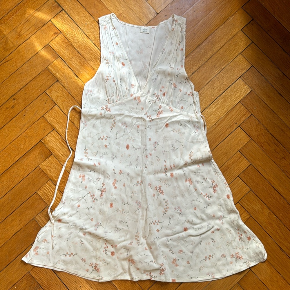 Aritzia Wilfred Orchestra Floral Mini Dress
